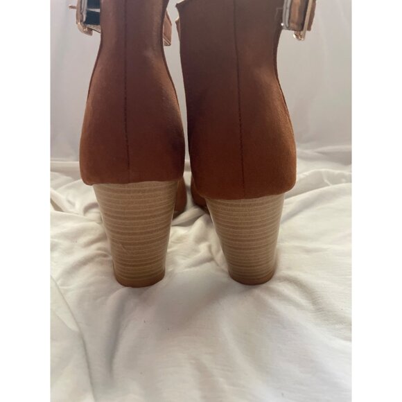 Brown Faux Suede Ankle Strap Wedge Heels Size 11 Womans Cross - Picture 7 of 7